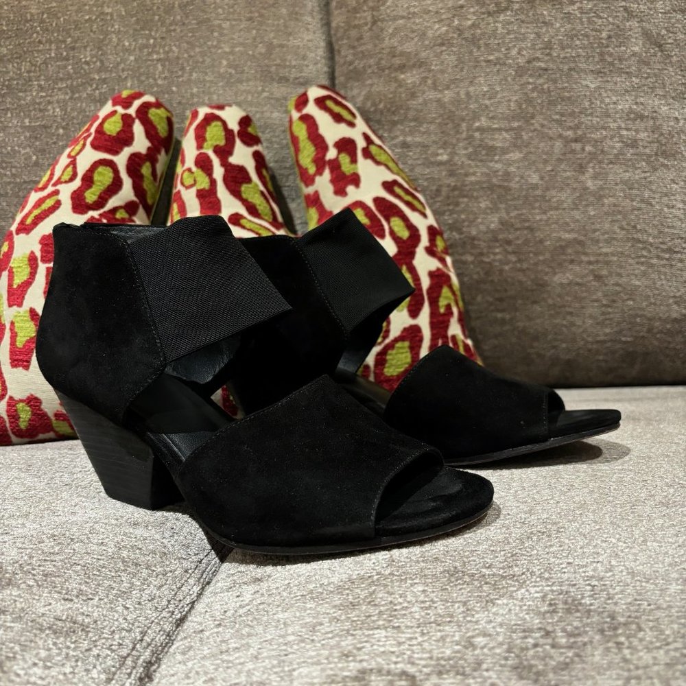 Eileen Fisher Chat-Su Dress Pump Sandal In Black Suede Stretch 8M